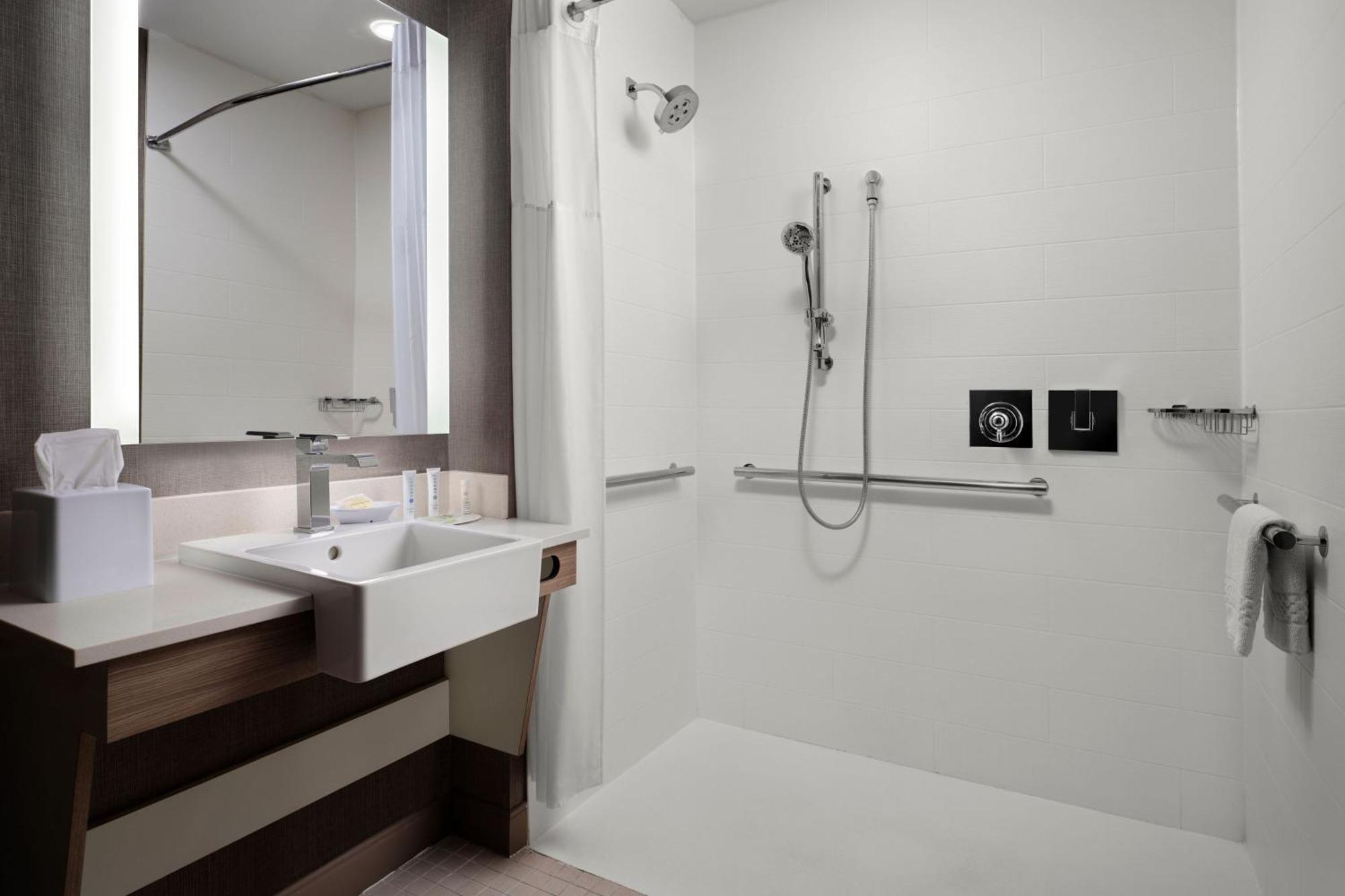 Springhill Suites By Marriott New Orleans Downtown/Canal Street Exterior photo